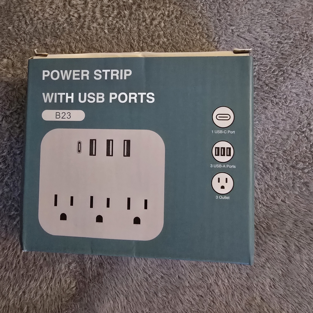 SOLD NEW! B23 Power Strip with USB Ports! - Picture 1 of 3